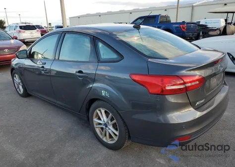 2016 Ford Focus Se z USA, uszkodzony, nr VIN 1FADP3F28GL381277